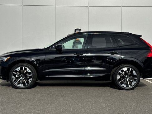 Certified 2026 Volvo XC60 B5 Plus w/ Climate Package PRO AWD/4WD image 2