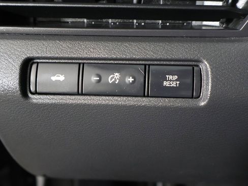 Used 2023 Nissan Altima 2.5 SV image 30