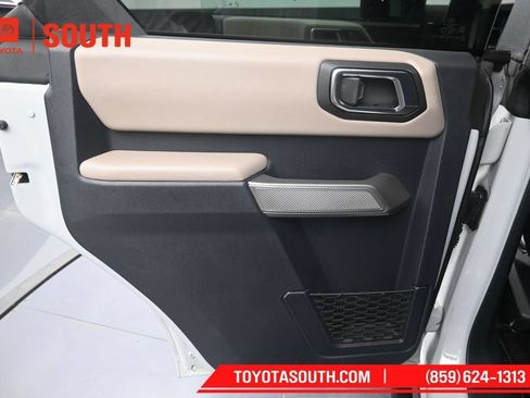 Used 2022 Ford Bronco Wildtrak AWD/4WD image 28