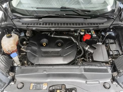 Used 2018 Ford Edge SEL w/ Equipment Group 201A AWD/4WD image 3
