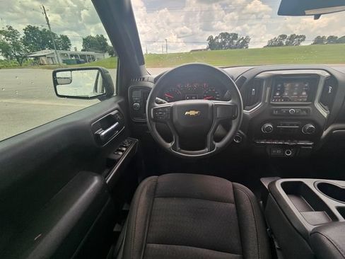 Used 2023 Chevrolet Silverado 1500 Custom RWD image 13