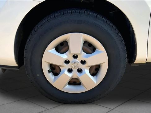 Used 2013 Nissan Rogue S FWD image 10