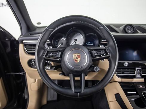 Used 2024 Porsche Macan S AWD/4WD image 28