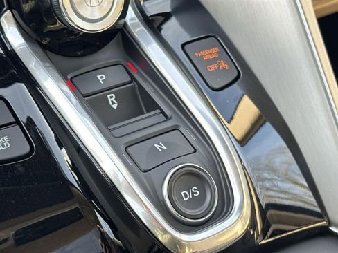 Certified 2025 Acura TLX w/ Technology Package image 25