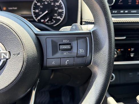 Used 2023 Nissan Rogue S FWD image 26
