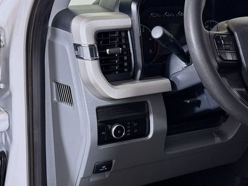Used 2025 Ford F350 XLT AWD/4WD image 8