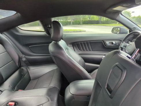 Used 2021 Ford Mustang GT Premium w/ GT Performance Package RWD image 23