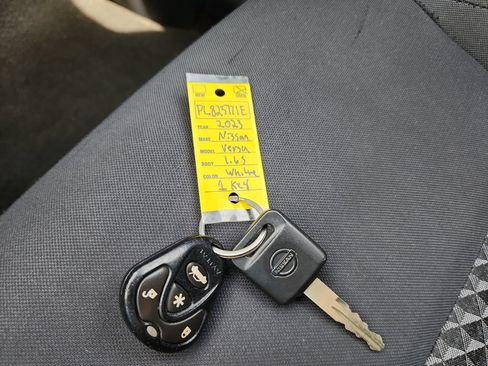 Used 2023 Nissan Versa S FWD image 43