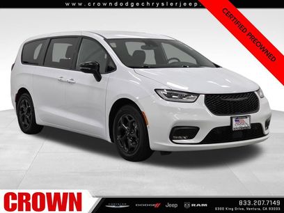 Certified 2024 Chrysler Pacifica Select