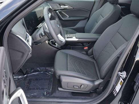 Used 2025 BMW X1 xDrive28i w/ Convenience Package image 9