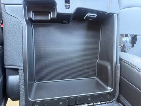 Used 2025 RAM 2500 Tradesman w/ Safety Group AWD/4WD image 32