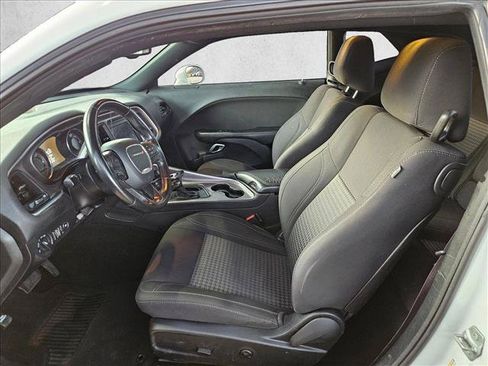 Used 2019 Dodge Challenger SXT RWD image 14