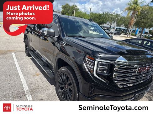 Used 2022 GMC Sierra 1500 Denali w/ Denali Carbonpro Edition AWD/4WD image 1