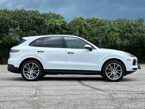 Used 2020 Porsche Cayenne AWD/4WD image 8