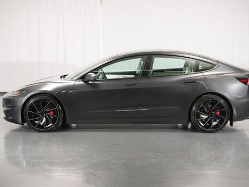 Used 2025 Tesla Model 3 Performance AWD/4WD image 2
