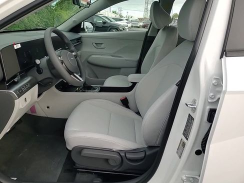 New 2026 Hyundai Kona SE image 13