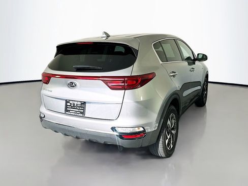 Used 2020 Kia Sportage LX image 7