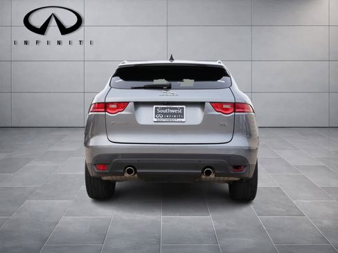 Used 2020 Jaguar F-PACE Premium image 6