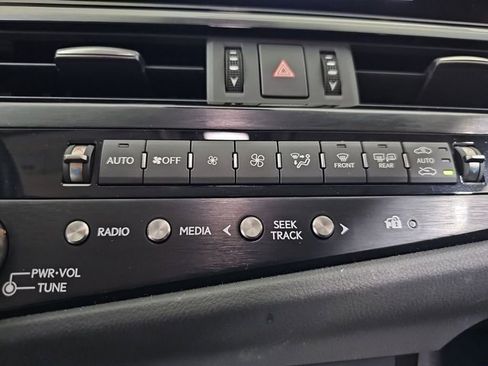 Certified 2025 Lexus ES 350 FWD image 22