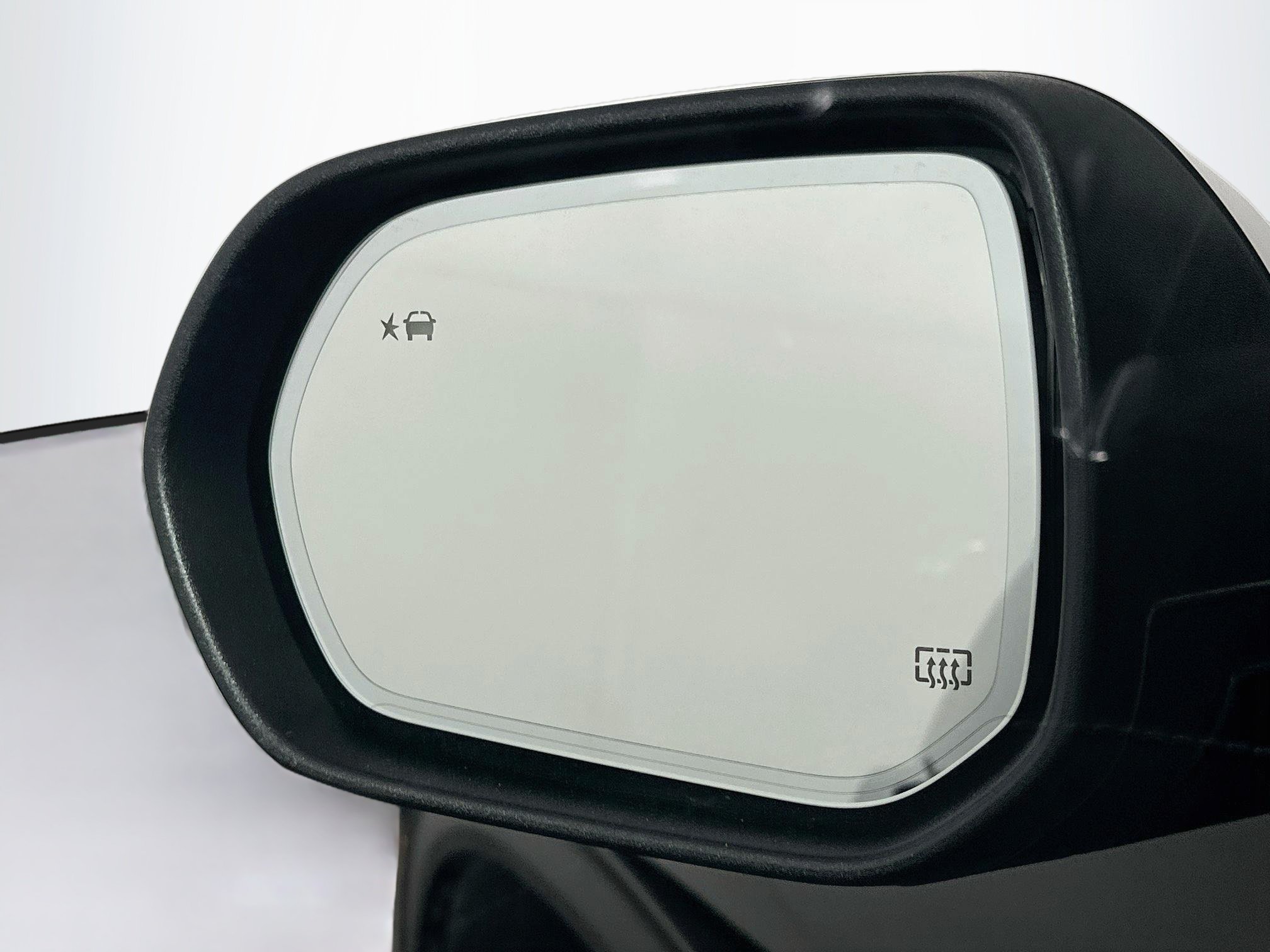 Used 2025 Buick Enclave Preferred FWD image 16