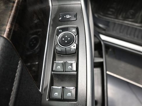 Used 2024 Ford F350 Lariat w/ Lariat Ultimate Package image 6