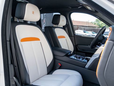 New 2026 Rolls-Royce Cullinan AWD/4WD image 16