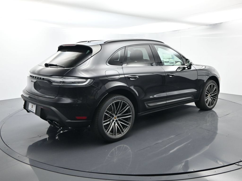 Certified 2026 Porsche Macan Turbo AWD/4WD image 15
