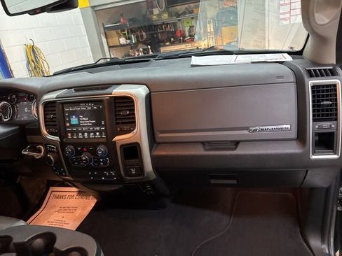 Used 2017 RAM 1500 Big Horn AWD/4WD image 26
