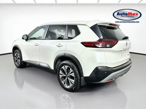 Used 2023 Nissan Rogue SV AWD/4WD image 4