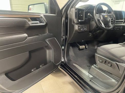Used 2025 Chevrolet Silverado 1500 LT w/ Work Truck Package image 10
