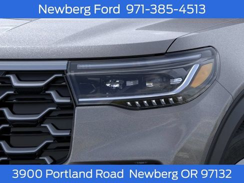 New 2026 Ford Explorer Platinum w/ LUX Leather Package AWD/4WD image 18