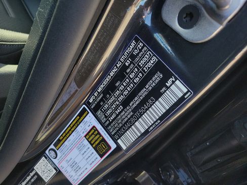 Certified 2026 Mercedes-Benz GLC 300 image 29