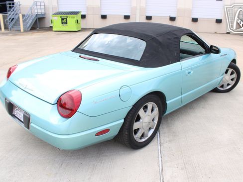 Used 2002 Ford Thunderbird RWD image 34