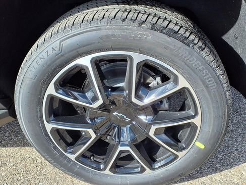 New 2026 Chevrolet Suburban RST w/ Comfort Package image 7