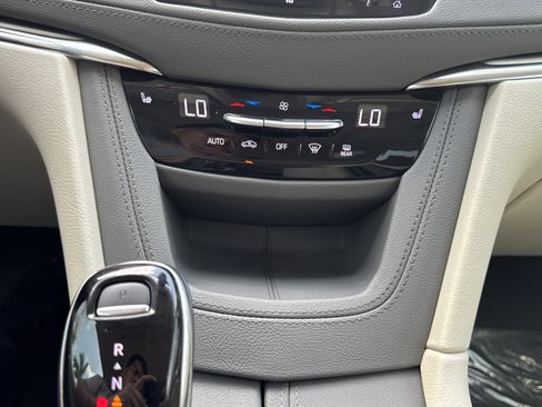 Used 2021 Cadillac XT5 Premium Luxury w/ LPO, Floor Liner Package FWD image 29
