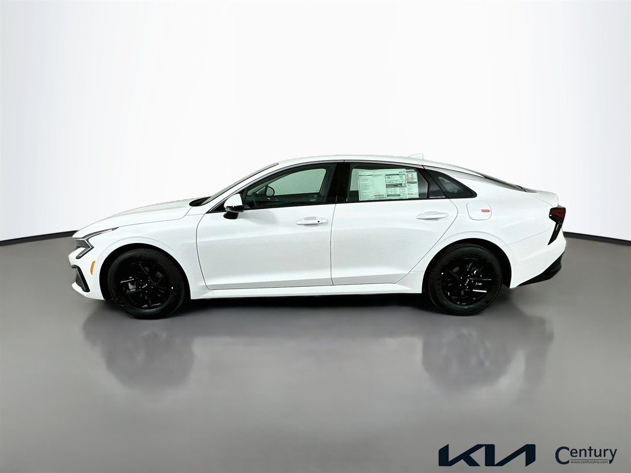 New 2027 Kia K5 LXS FWD image 3