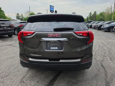 Certified 2019 GMC Terrain SLE w/ Driver Convenience Package FWD image 6