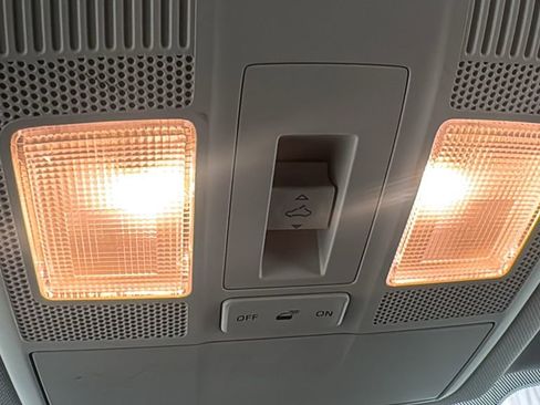 Used 2025 MAZDA CX-5 Carbon Edition image 32