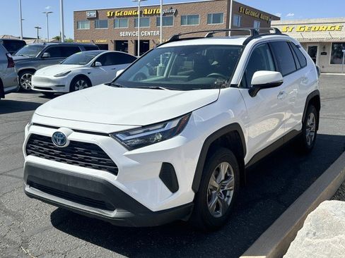 Used 2024 Toyota RAV4 XLE w/ Convenience Package AWD/4WD image 7