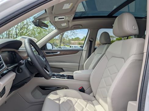 New 2026 Volkswagen Atlas SE AWD/4WD image 5