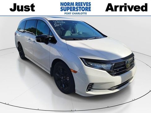 Used 2024 Honda Odyssey Sport image 1