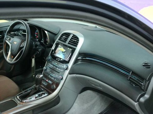 Used 2013 Chevrolet Malibu LT w/ Power Convenience Package image 11