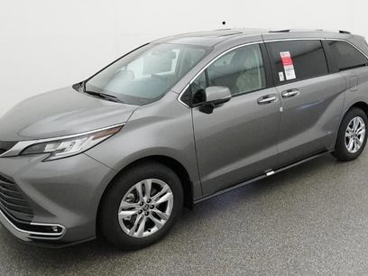 New 2026 Toyota Sienna Limited