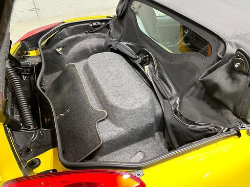 Used 2007 Pontiac Solstice GXP w/ Premium Package image 8