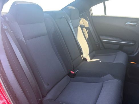 Used 2022 Dodge Charger SXT RWD image 18
