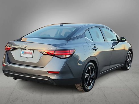 Used 2024 Nissan Sentra SV image 8