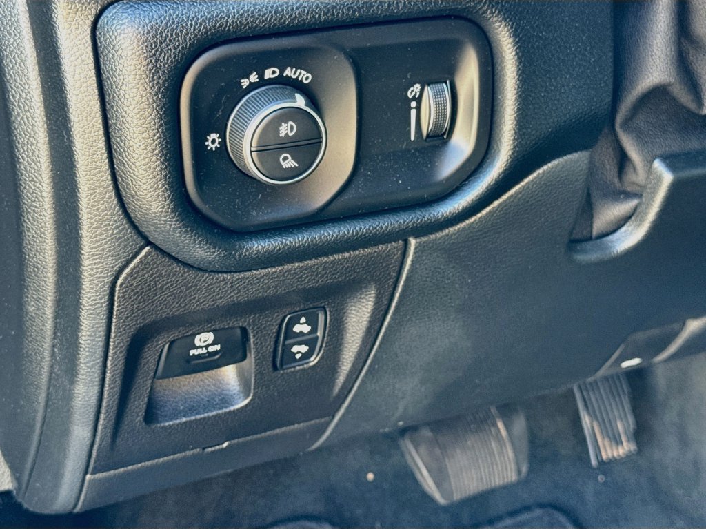 Used 2022 RAM 1500 Sport w/ Rebel Level 2 Equipment Group AWD/4WD image 10