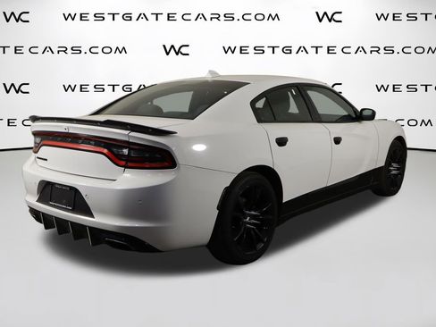Used 2016 Dodge Charger SXT w/ Blacktop Package RWD image 38