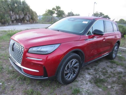 Certified 2024 Lincoln Corsair FWD w/ Equipment Group 101A image 3