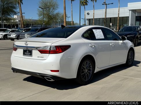Used 2018 Lexus ES 350 w/ Navigation System Package image 7